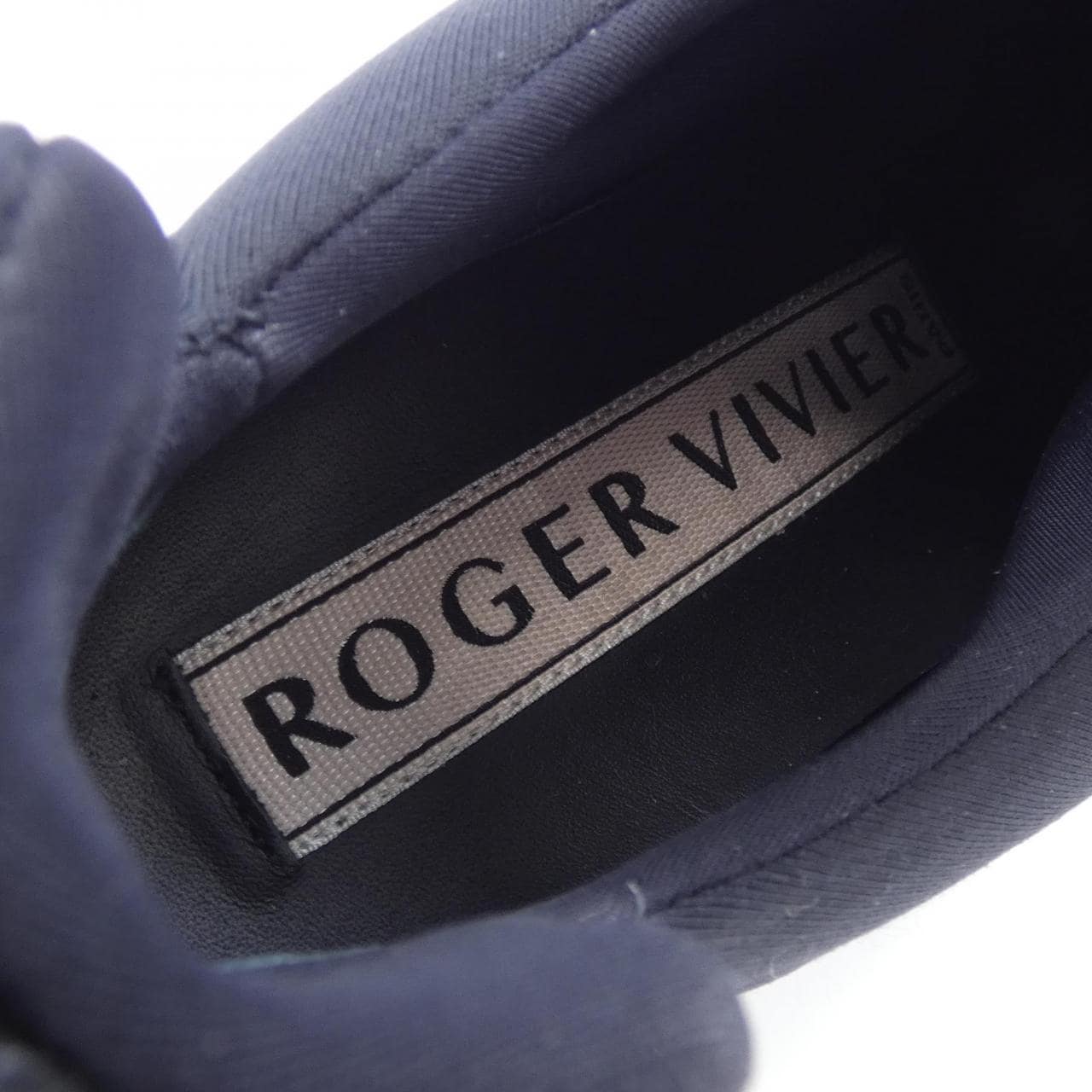 ロジェヴィヴィエ ROGER VIVIER スニーカー