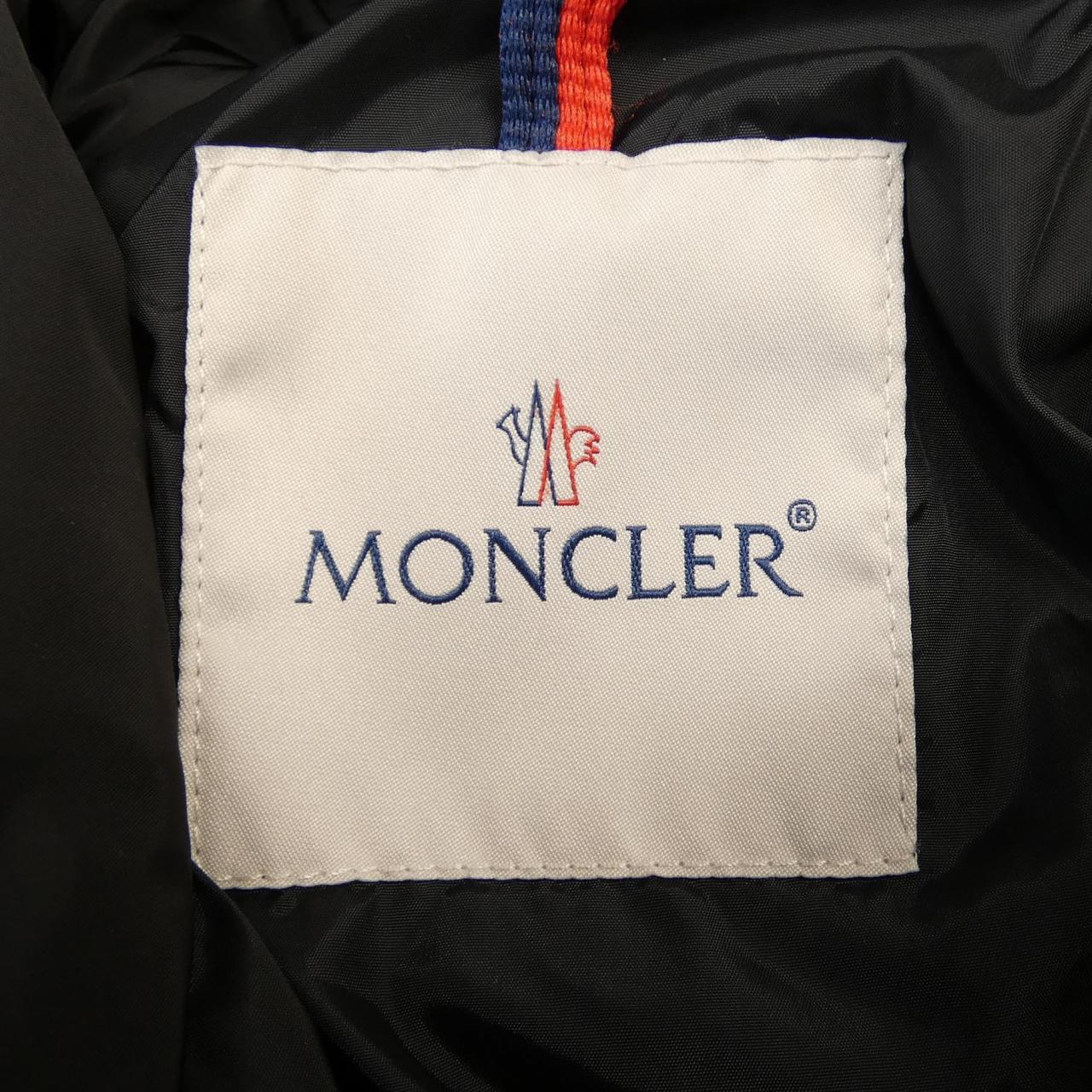 モンクレール MONCLER BETULA ダウンジャケット