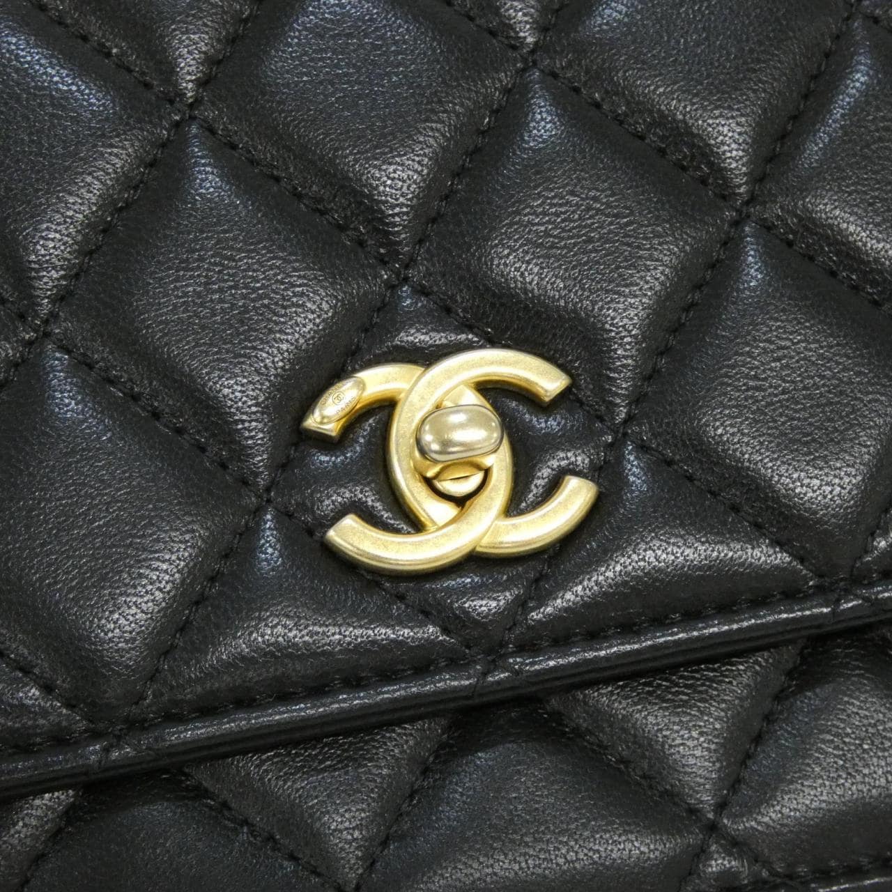 シャネル AP1450 チェーンウォレット