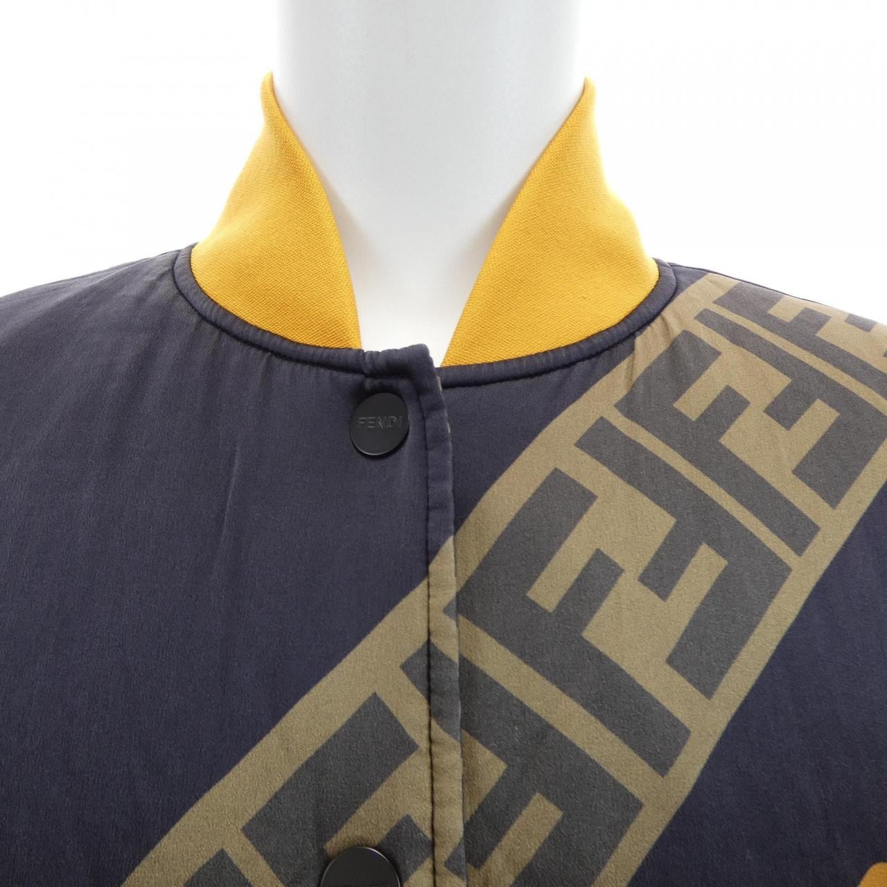 フェンディ FENDI FILA FJ6859 A5H4 ブルゾン