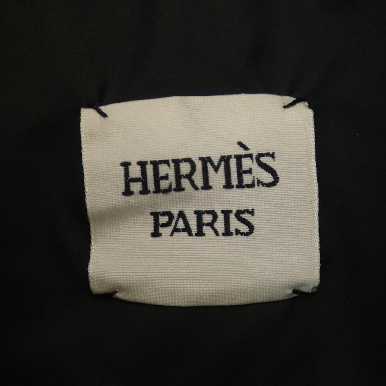 エルメス HERMES ダウンベスト