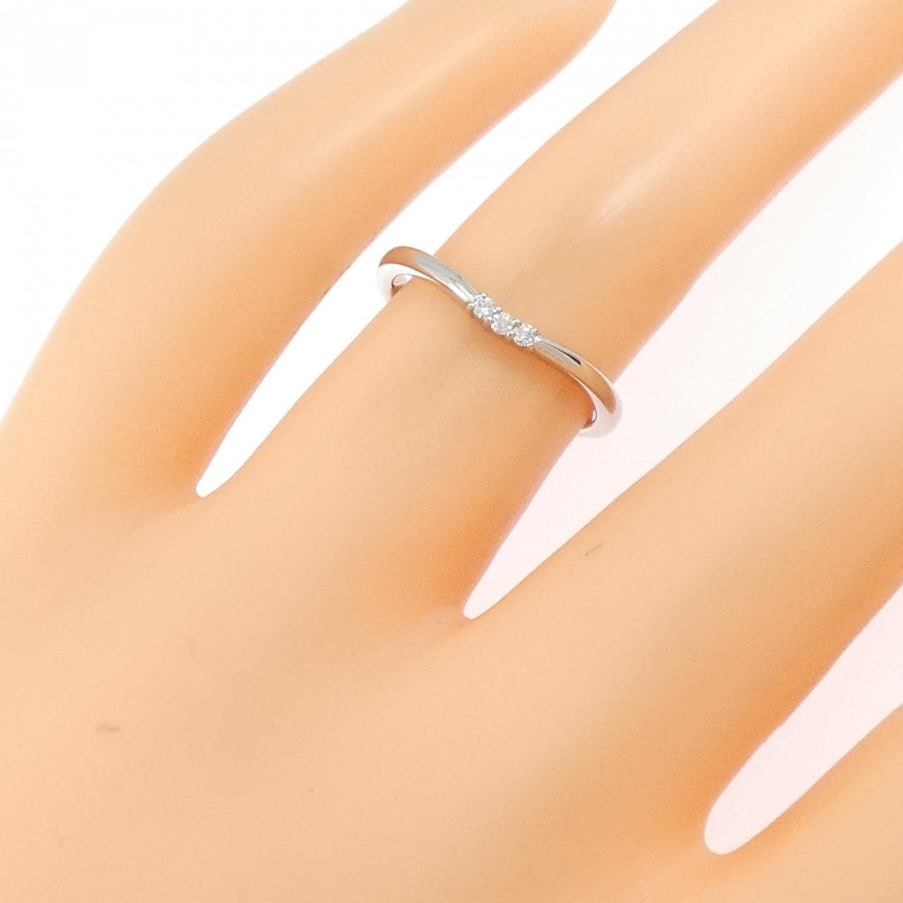 PT950 スリーストーン ダイヤモンド リング 0.02CT