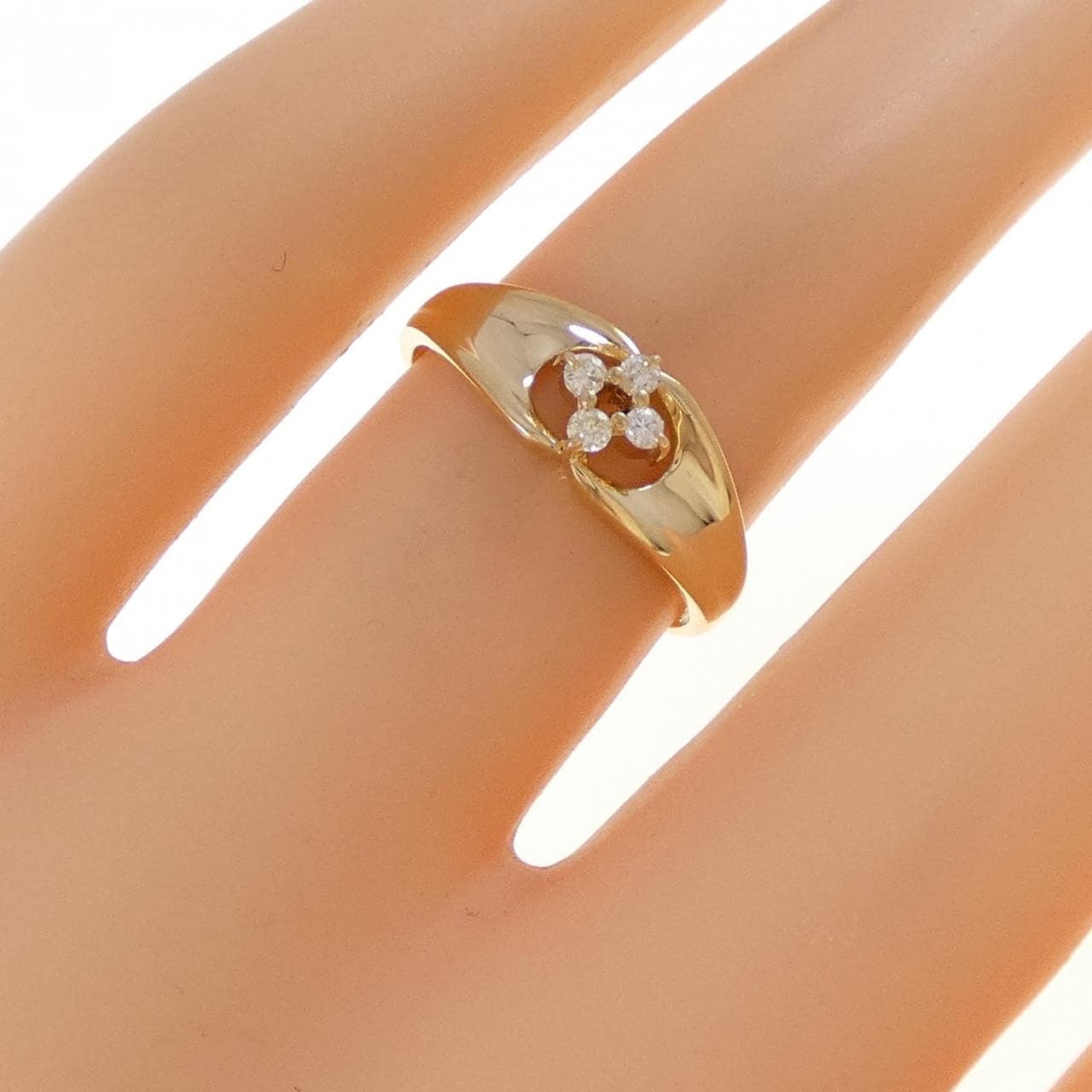 K18YG フラワー ダイヤモンド リング 0.07CT
