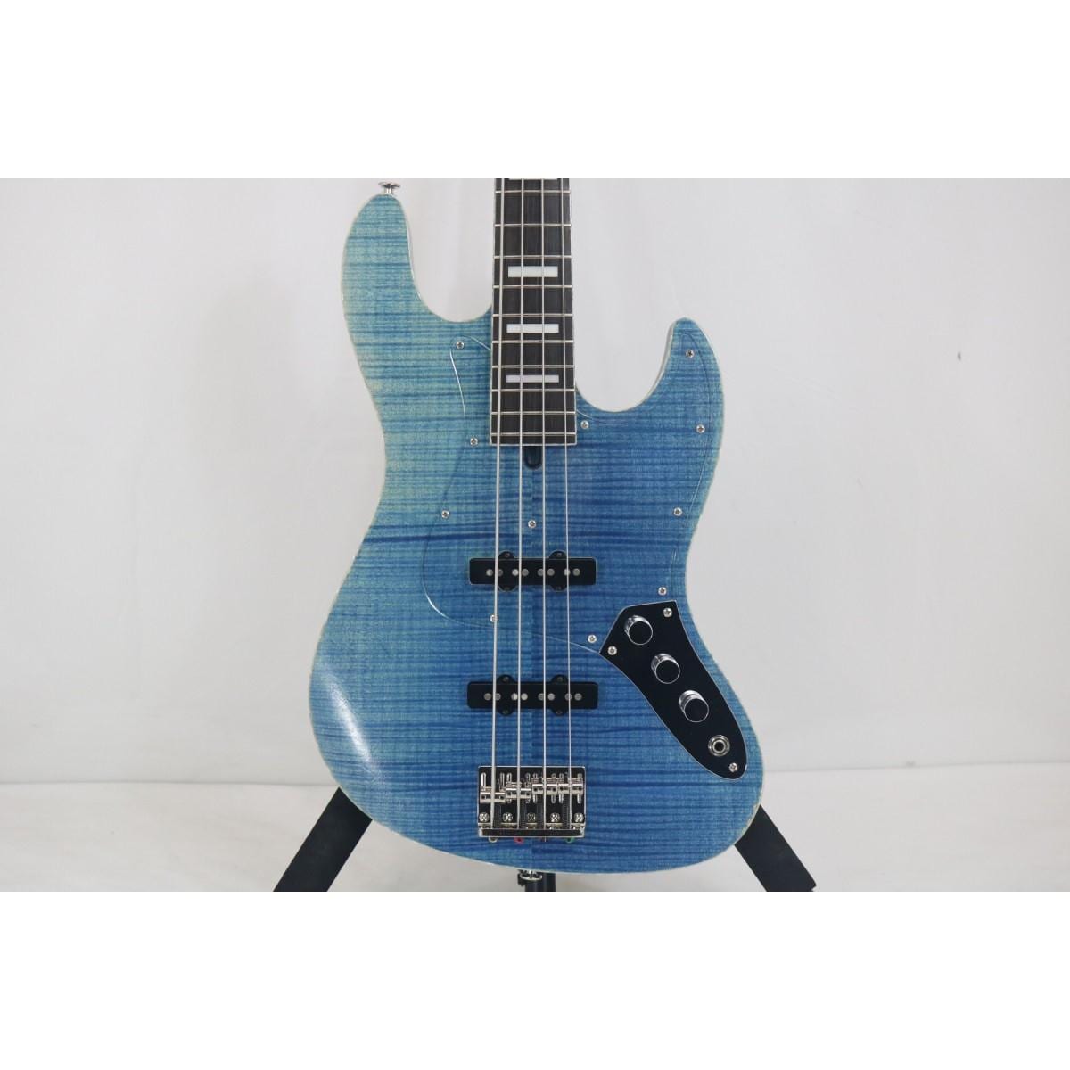 ＢＡＣＣＨＵＳ　　ＷＬ４－ＦＭ　ＣＵＳＴＯＭ