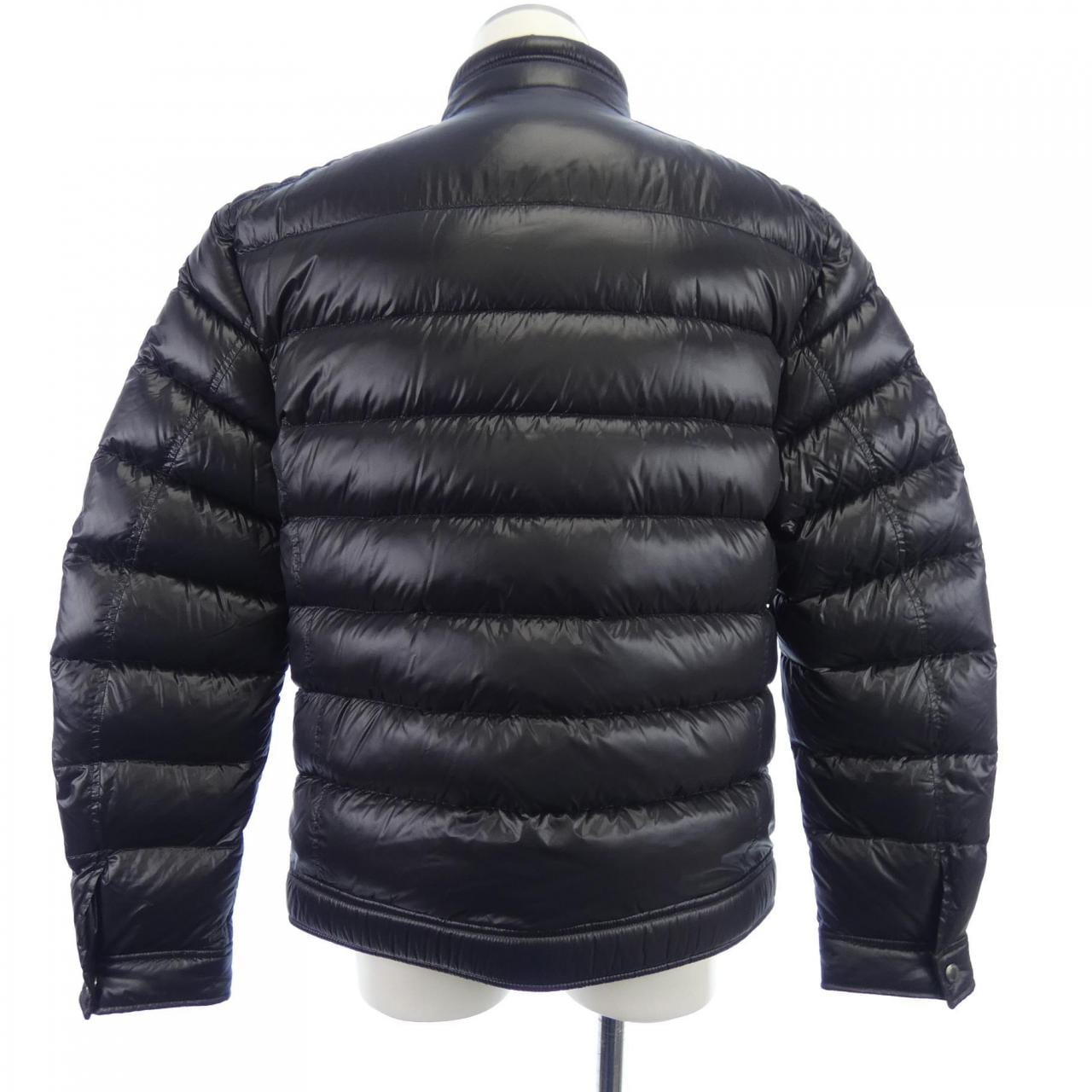 プラダ PRADA トライアングルロゴ SGB608 R142 AR0 ダウンジャケット