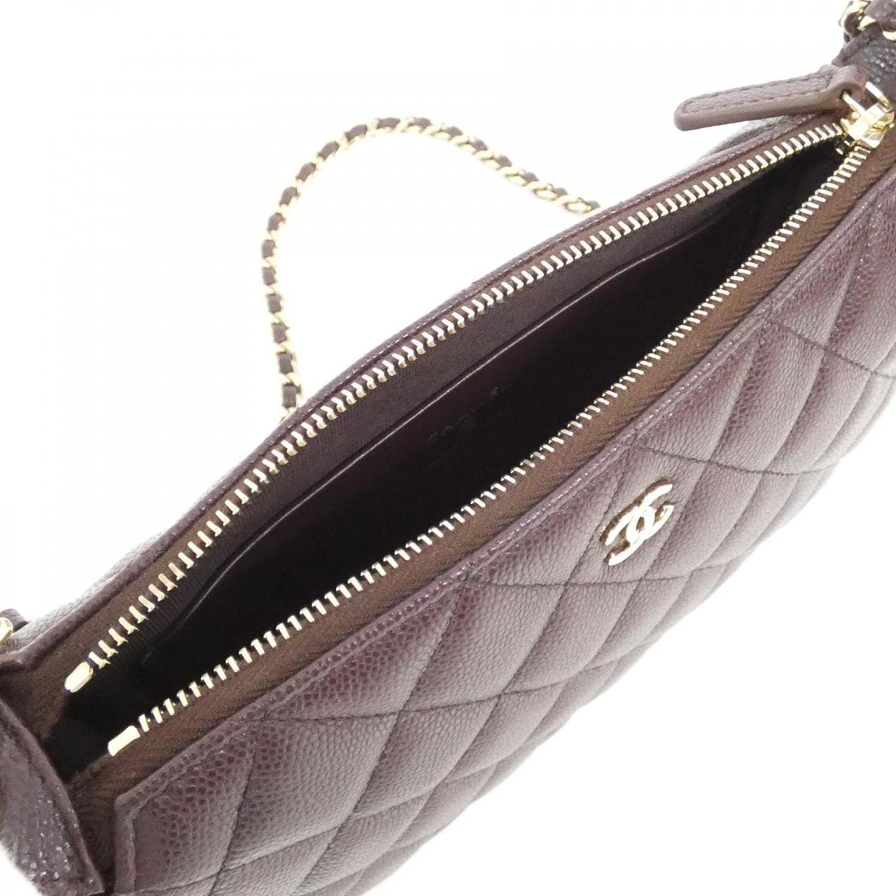 シャネル タイムレスクラシック ライン AP4704 チェーンクラッチ