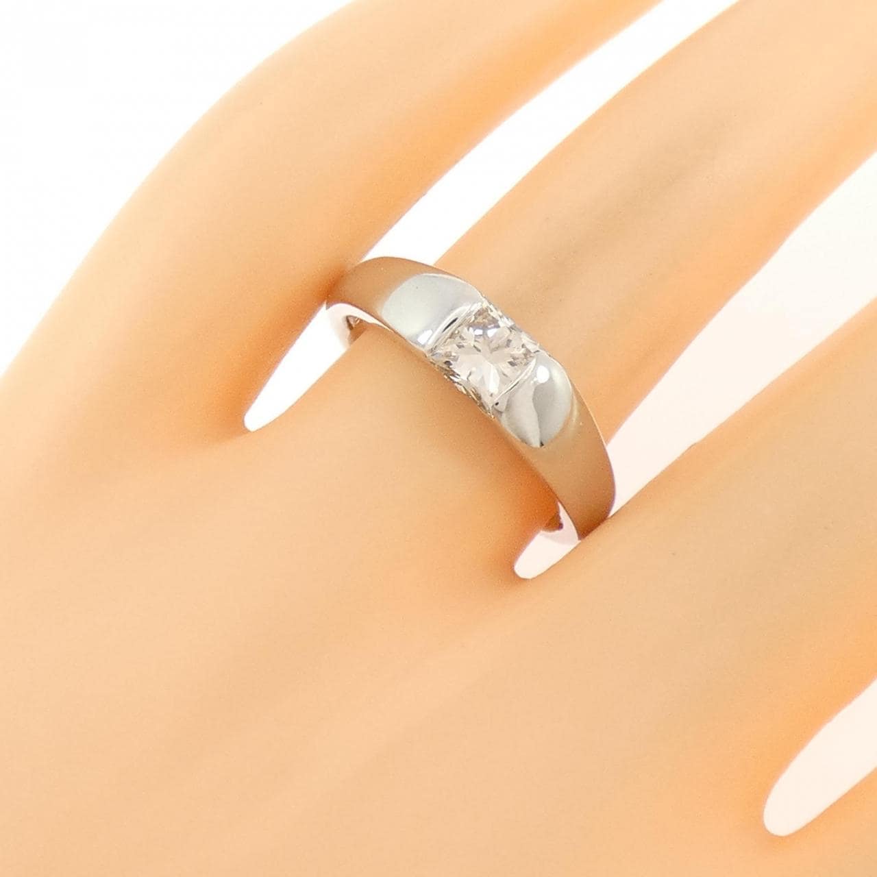PT900 ダイヤモンド リング 0.715CT