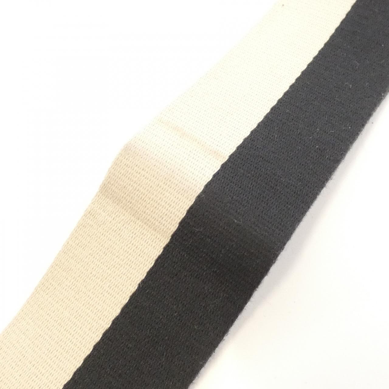 フェンディ バイ ザ ウェイ 8BL124 A41U バッグ