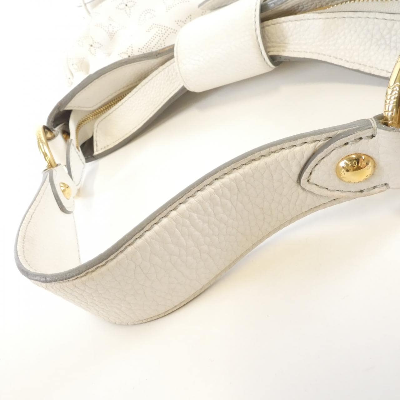 ルイヴィトン マヒナ ソーラー PM M93126 ショルダーバッグ