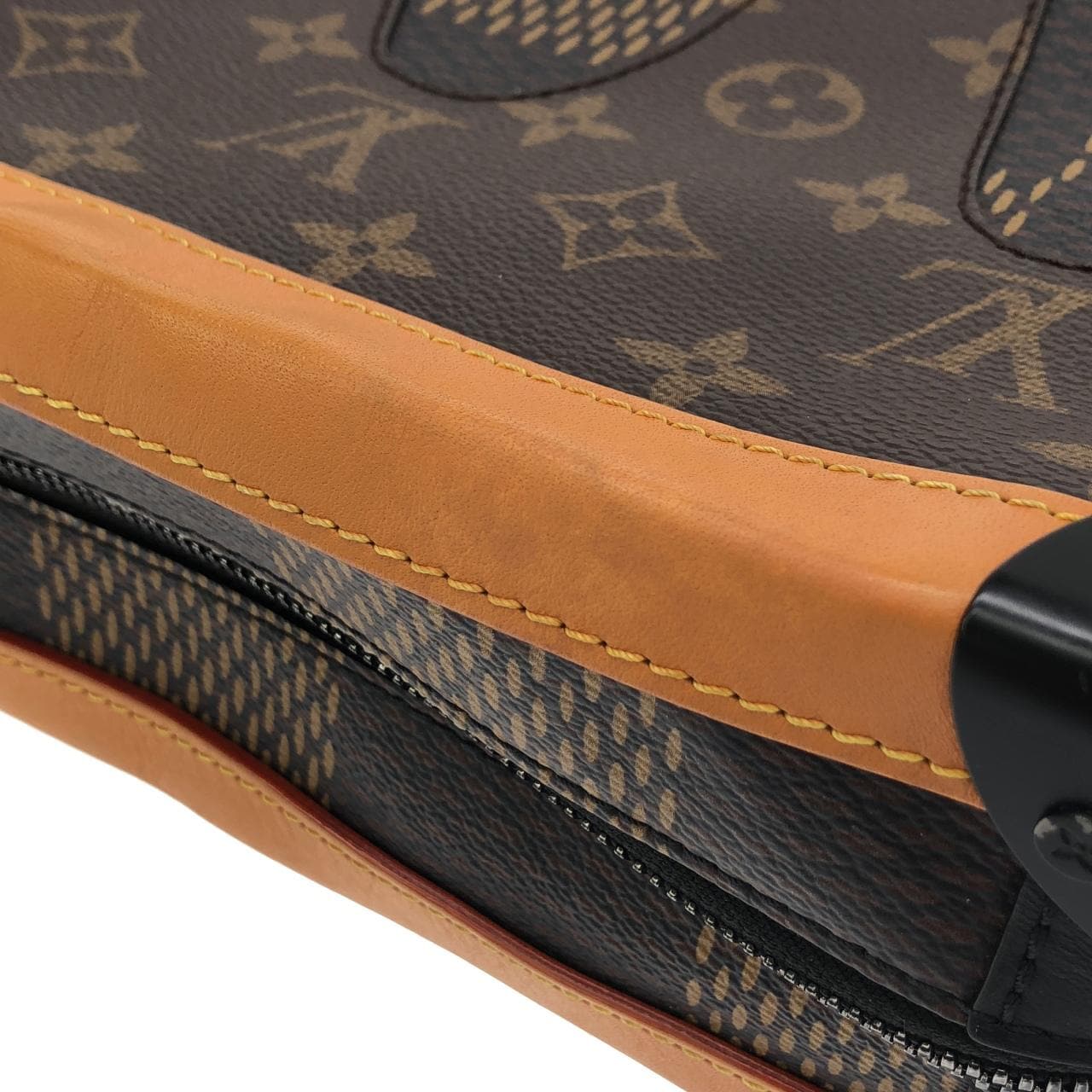 ルイヴィトン ダミエ ジャイアント(LVスクエアード) ソフトトランク N40381 ショルダーバッグ