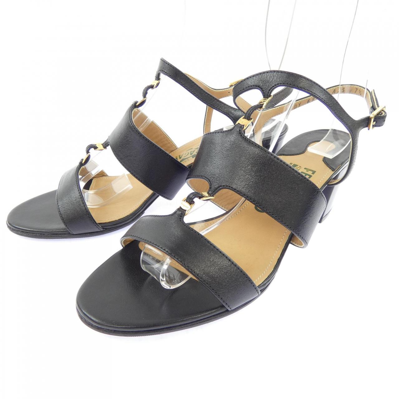 サルヴァトーレフェラガモ SALVATORE FERRAGAMO PETRONILLA サンダル