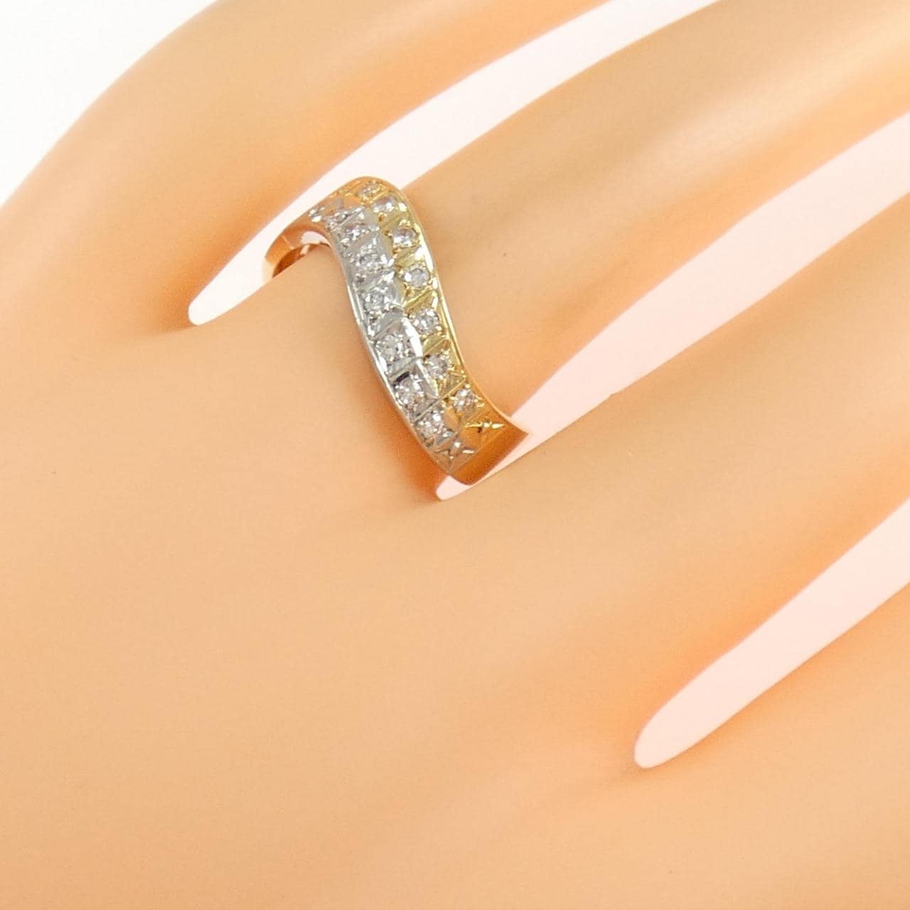 K18YG/PT ダイヤモンド リング 0.19CT