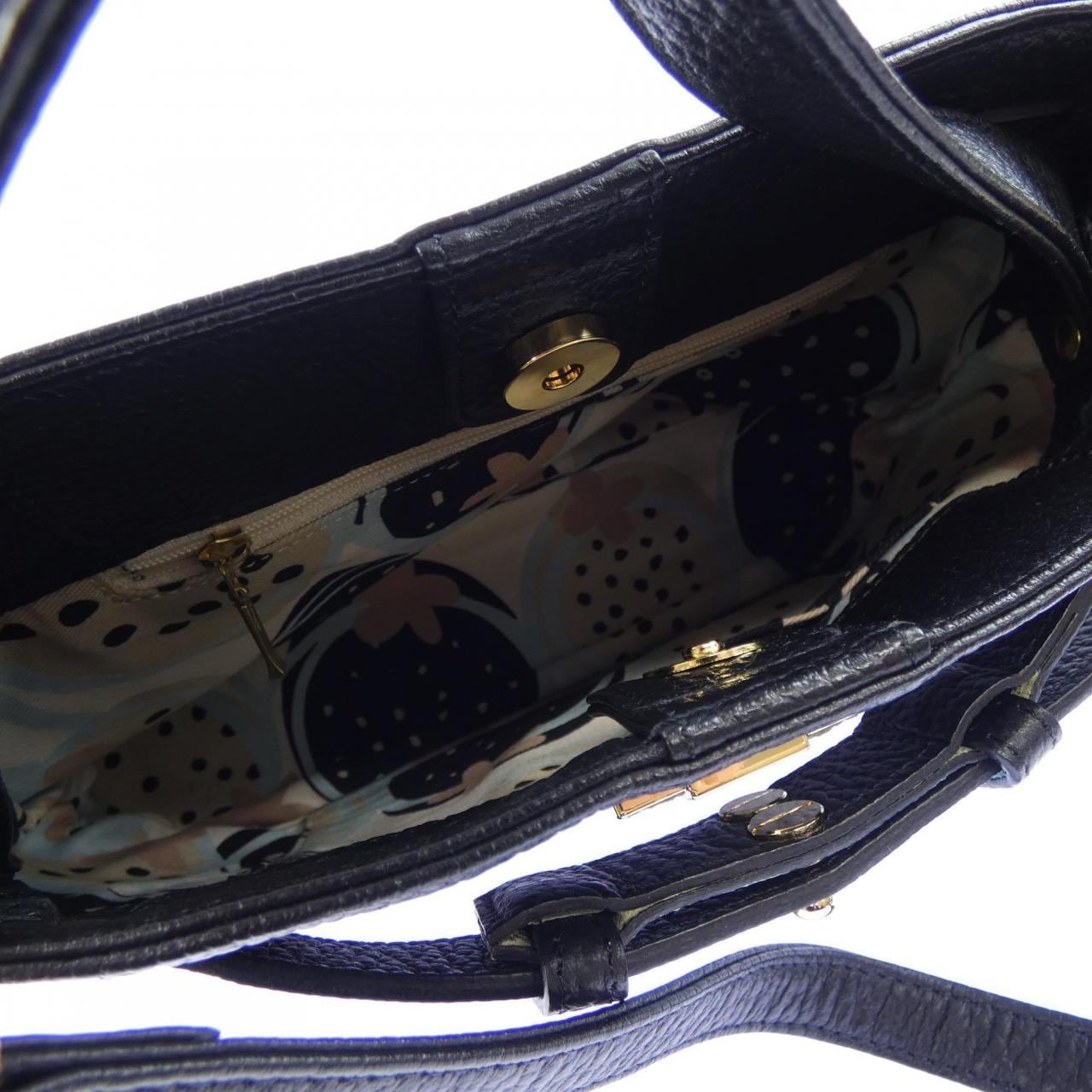 イアンヌ IANNE BAG