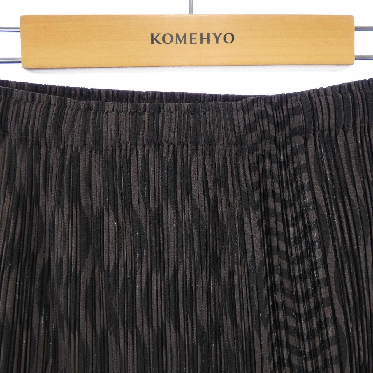 プリーツプリーズ PLEATS PLEASE 2004 ストライプ PP43-JG885 7559072 スカート