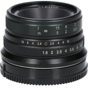 ２５ｍｍ　Ｆ１．８ＨＤ　ＭＣ