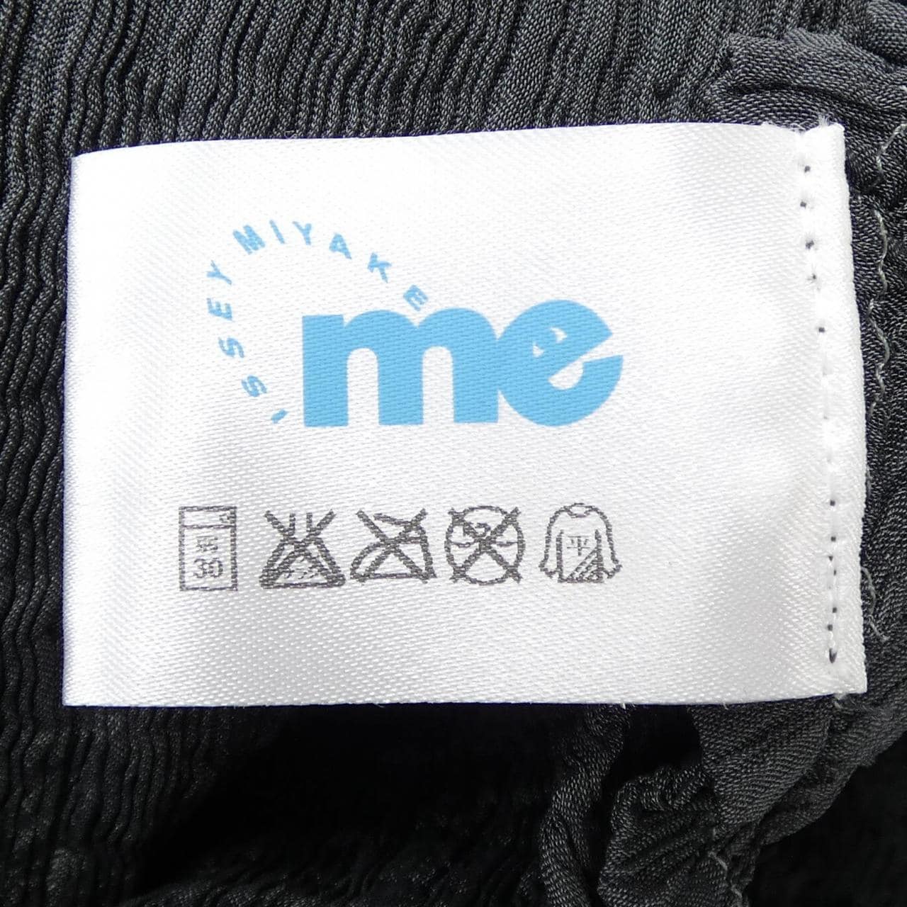 ミーイッセイミヤケ me ISSEY MIYAKE MI33FT403 トップス