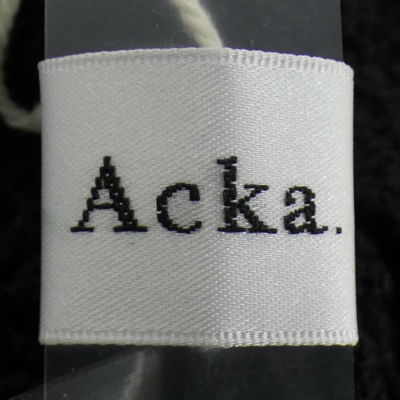 ACKA. トップス