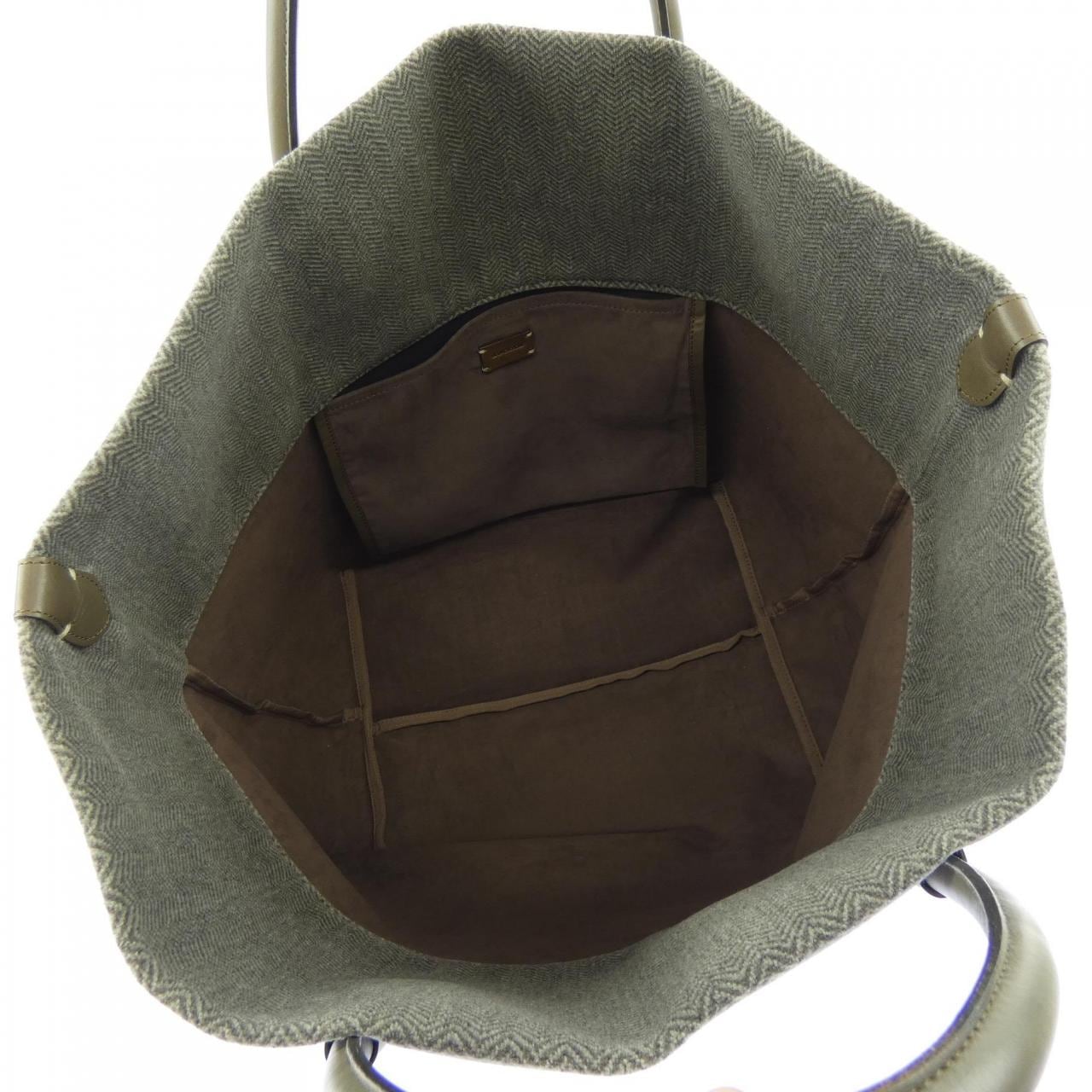 アヴァケーション A VACATION BAG