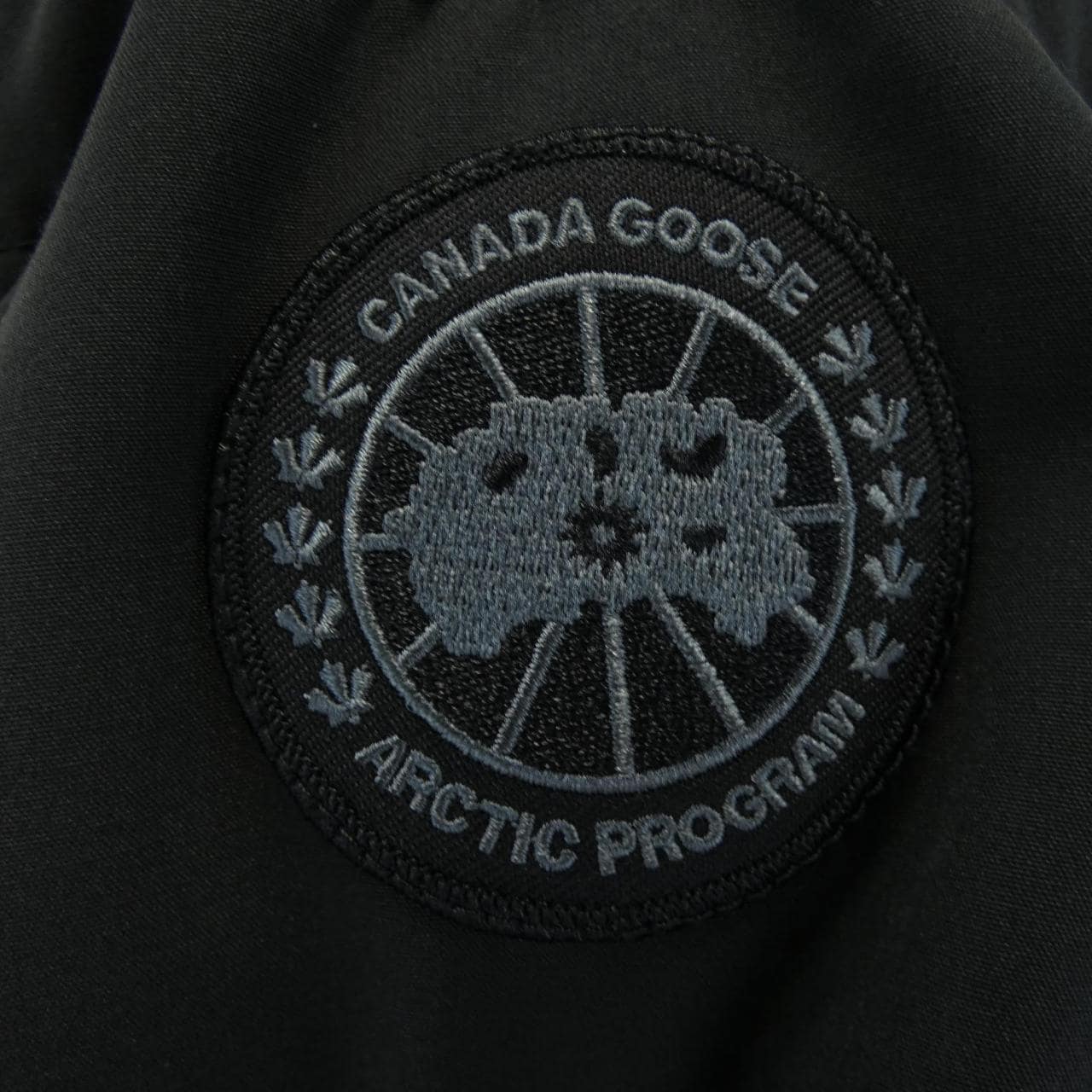 カナダグース CANADA GOOSE BLACK LABEL 2048MB WYNDHAM ウィンダム ダウンジャケット