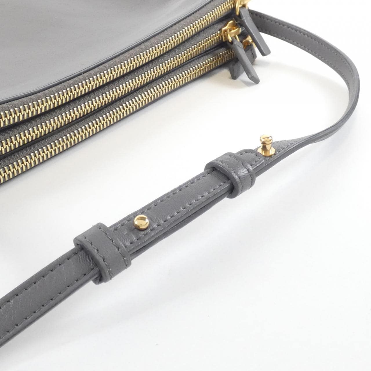 セリーヌ ラージ トリオ 171453ETA ショルダーバッグ