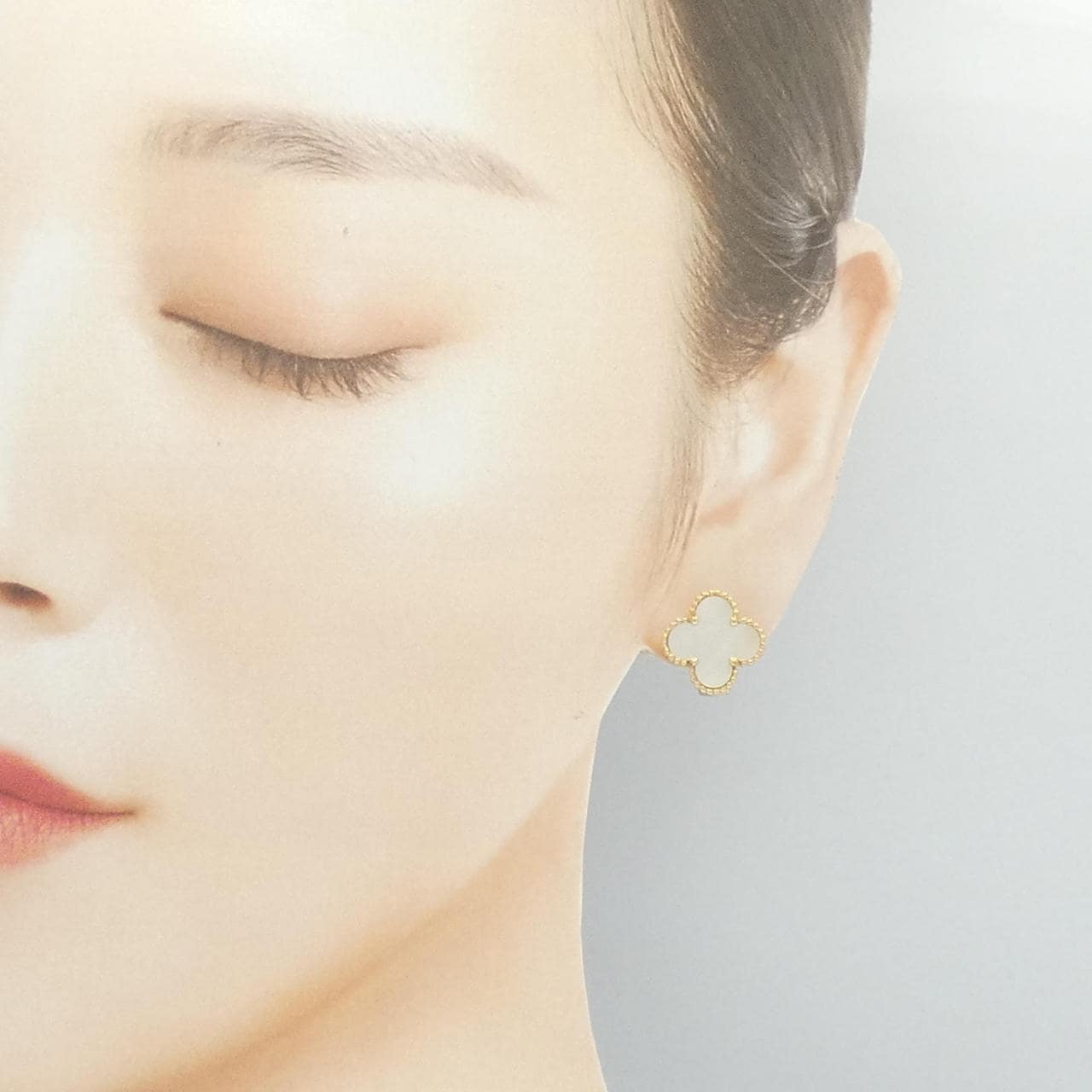 ヴァンクリーフ&アーペル ヴィンテージアルハンブラ イヤリング