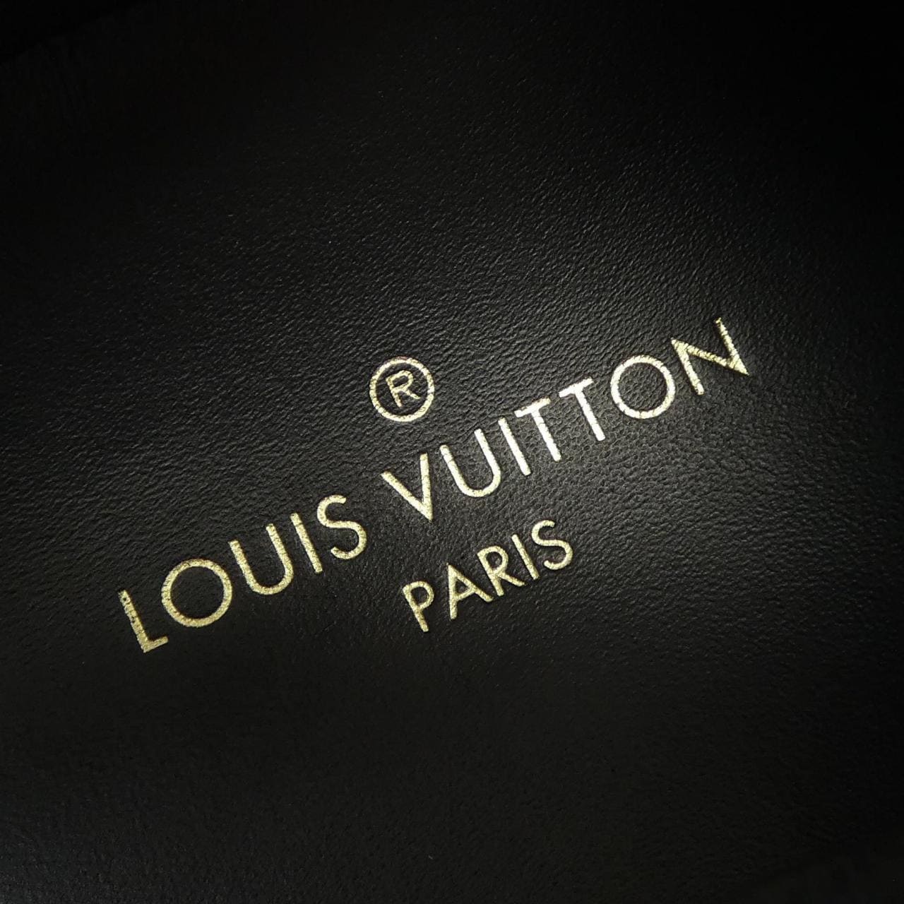 ルイヴィトン LOUIS VUITTON スニーカー