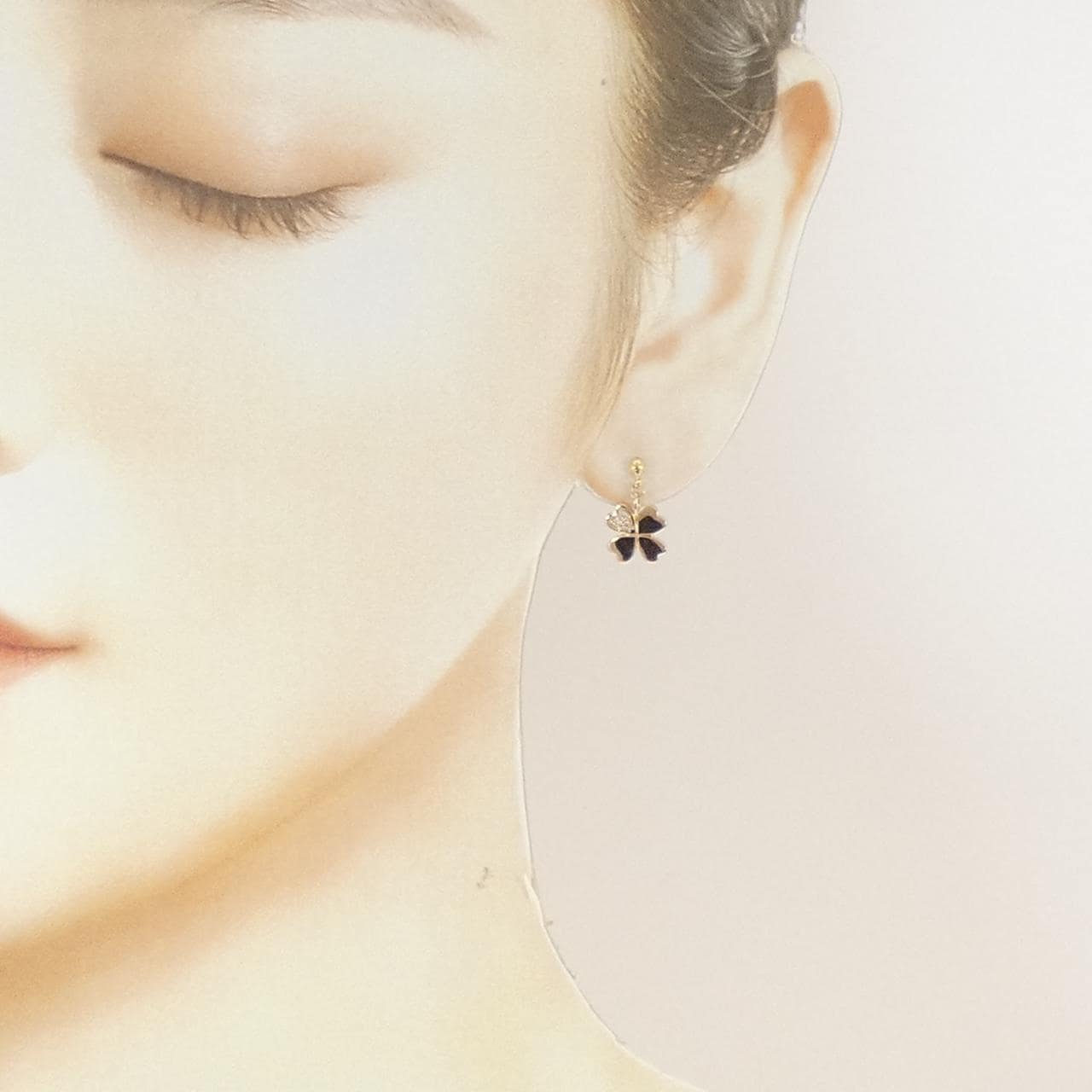 K18PG/K18YG クローバー ダイヤモンド ピアス 0.04CT