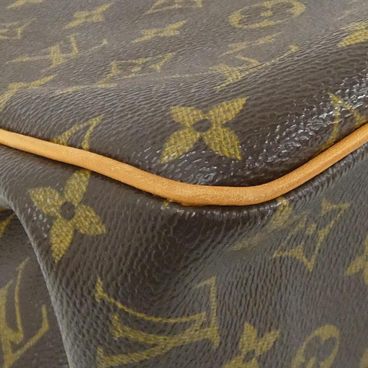 ルイヴィトン モノグラム バティニョール ヴェルティカル M51153 ショルダーバッグ