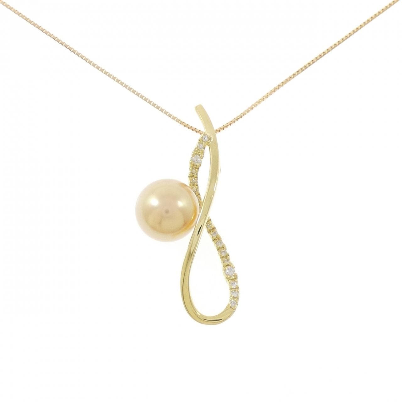 18K Yellow Gold White Butterfly Pearl Necklace 10mm