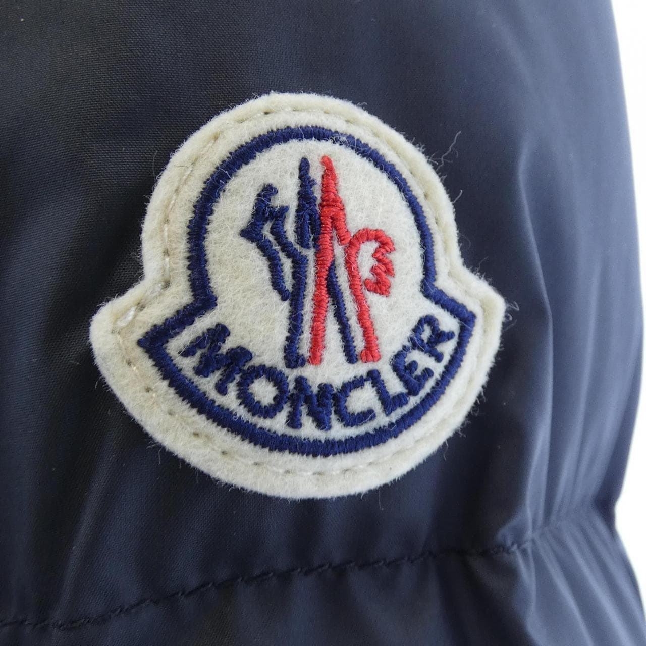 【新品】モンクレール MONCLER ESNAIE ダウンジャケット