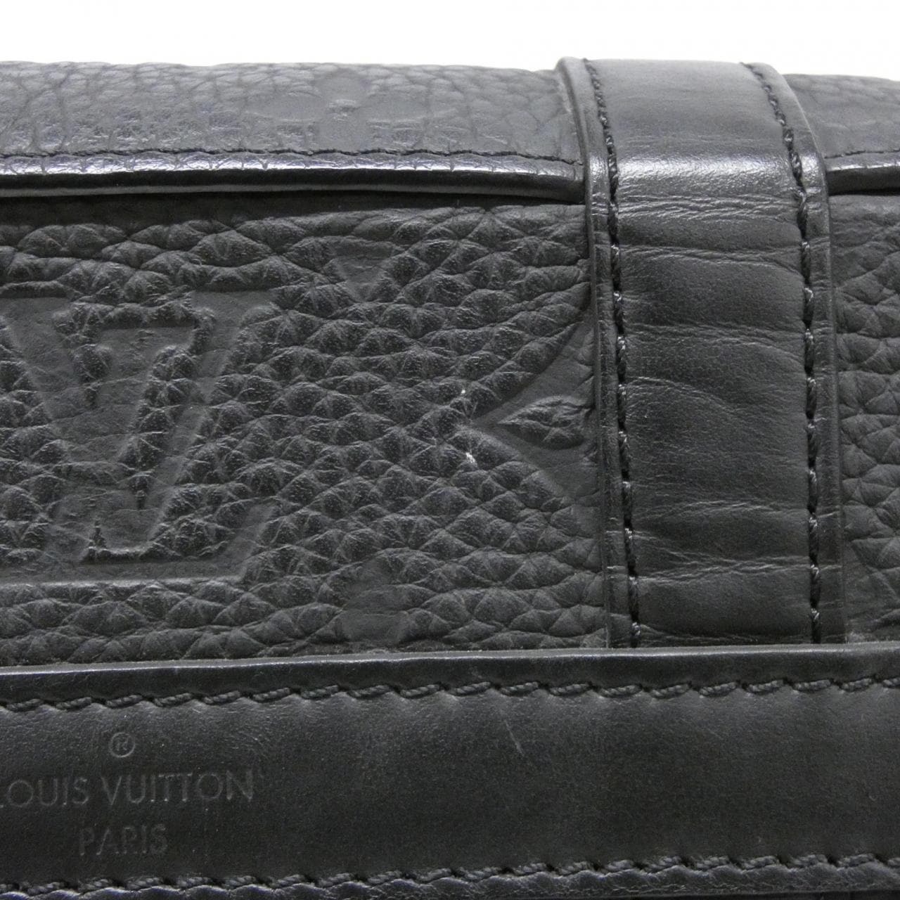 LOUIS VUITTON Taurillon Monogram Trunk Messenger PM M57726 单肩包