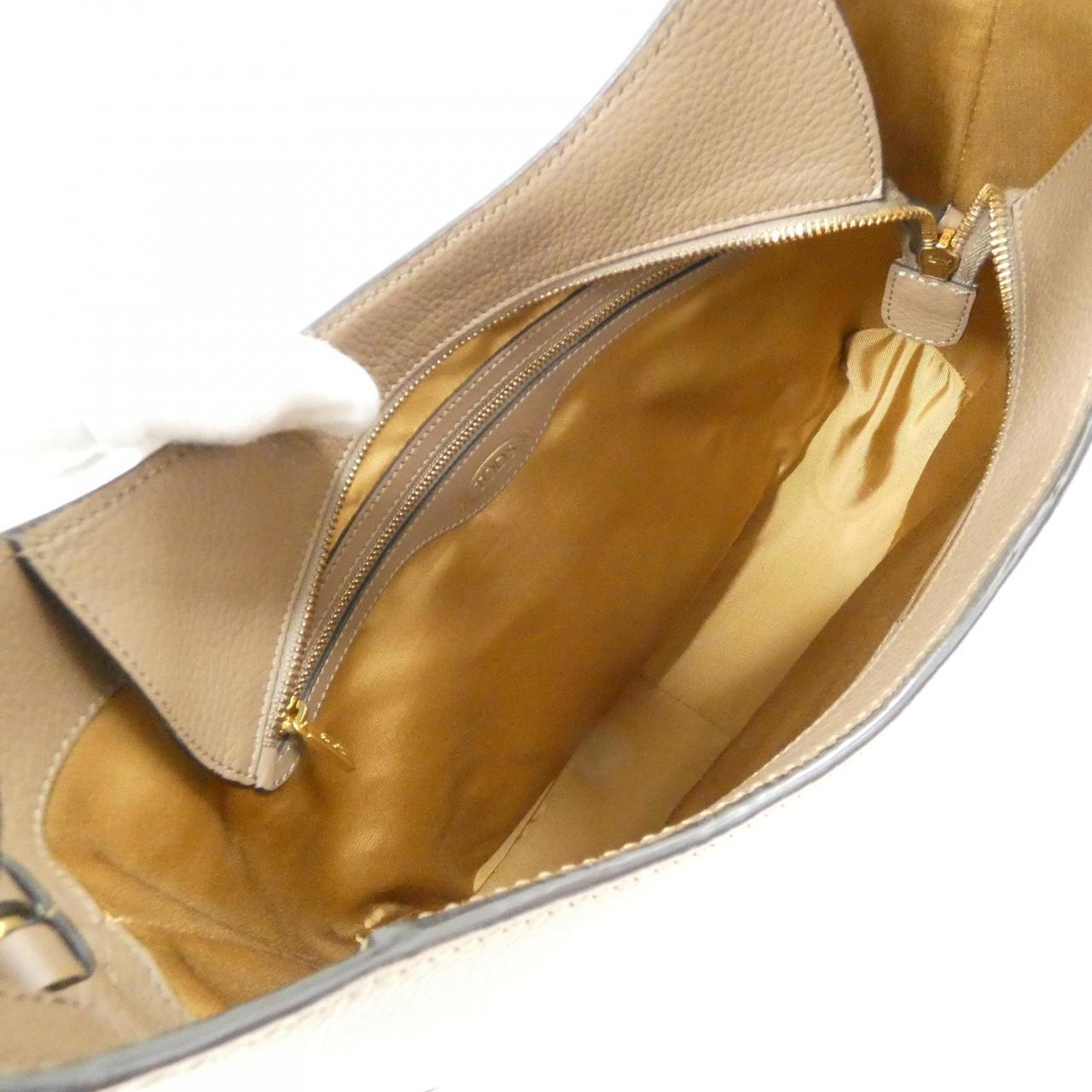 トッズ OBOE XBWAORS0200P6YC403 ショルダーバッグ