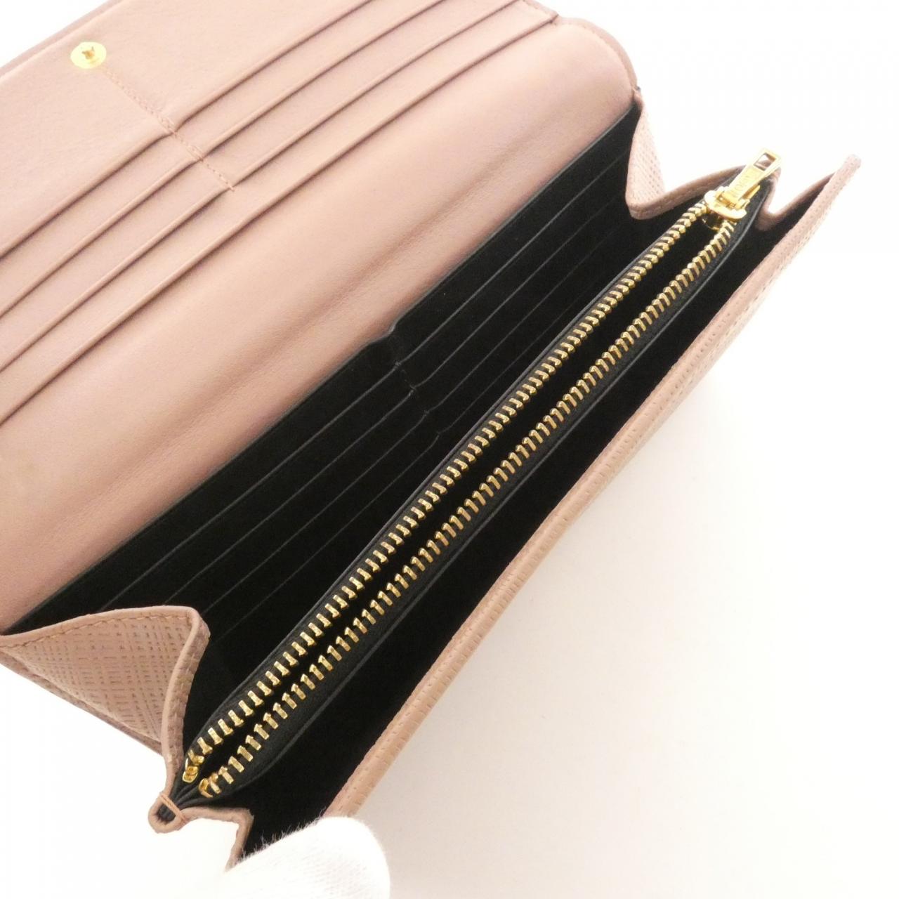 ロエベ 101 88 K98 財布