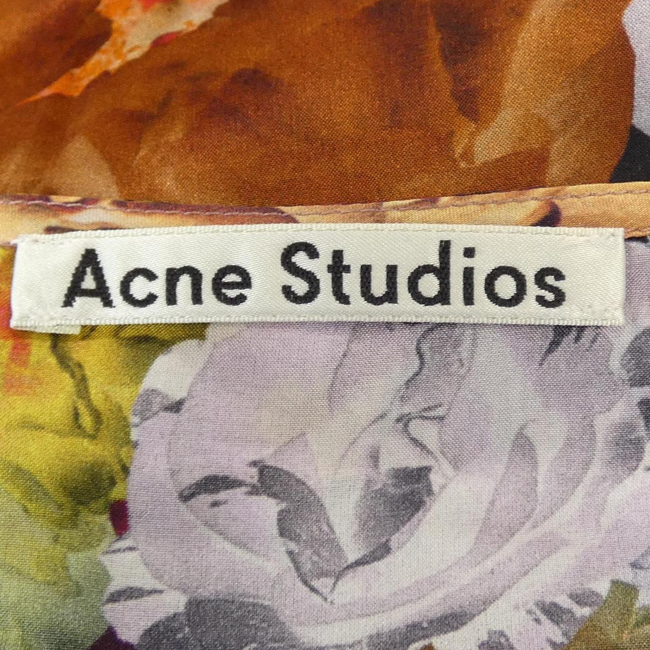 アクネストゥディオズ ACNE STUDIOS トップス