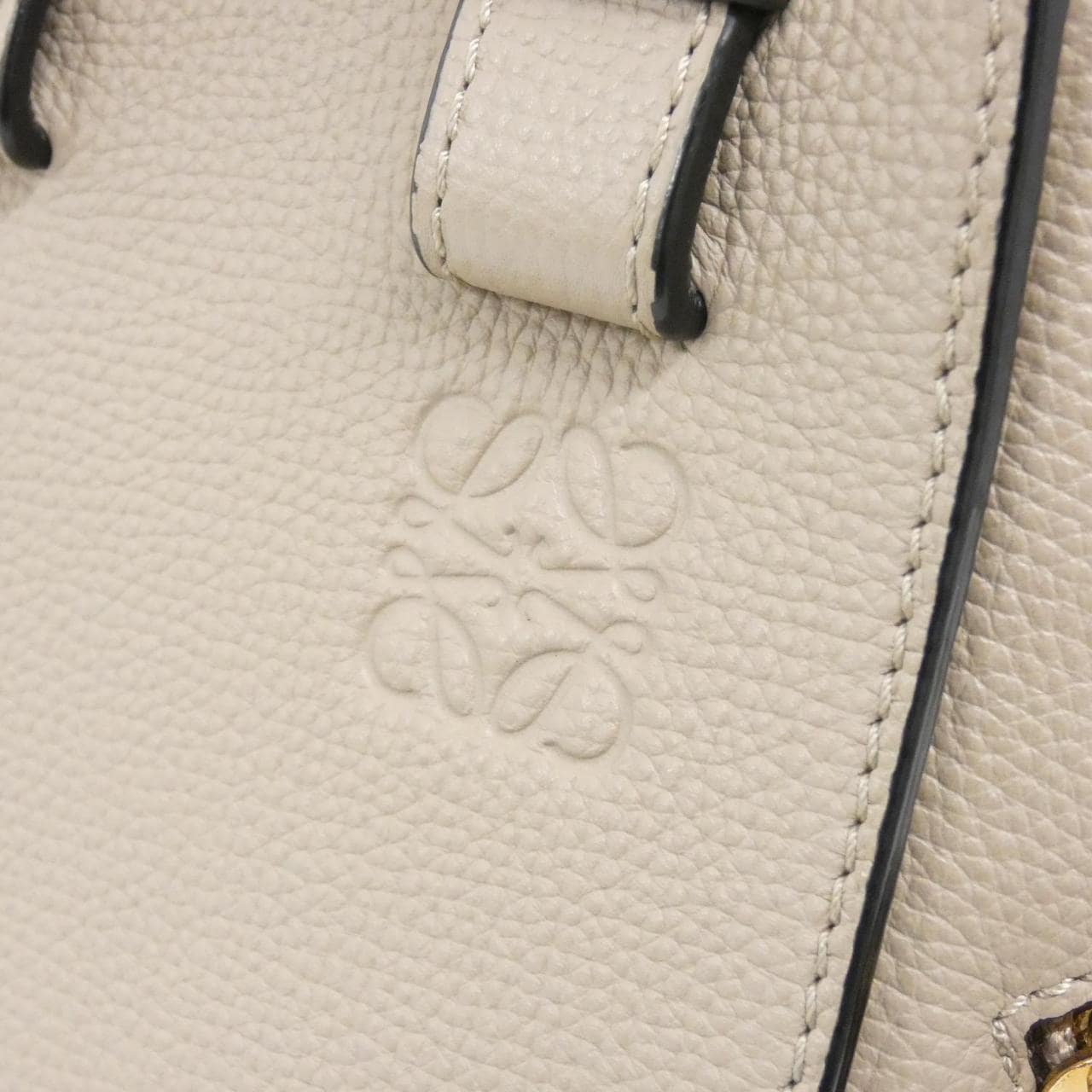 ロエベ ハンモック スモール A538S35X18 ショルダーバッグ