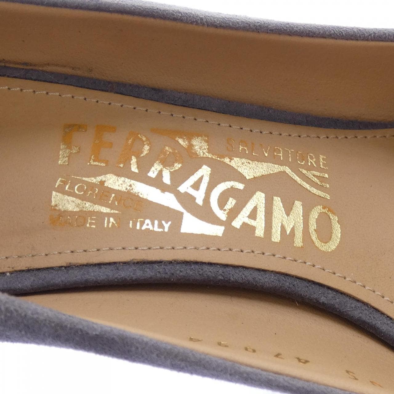 サルヴァトーレフェラガモ SALVATORE FERRAGAMO パンプス