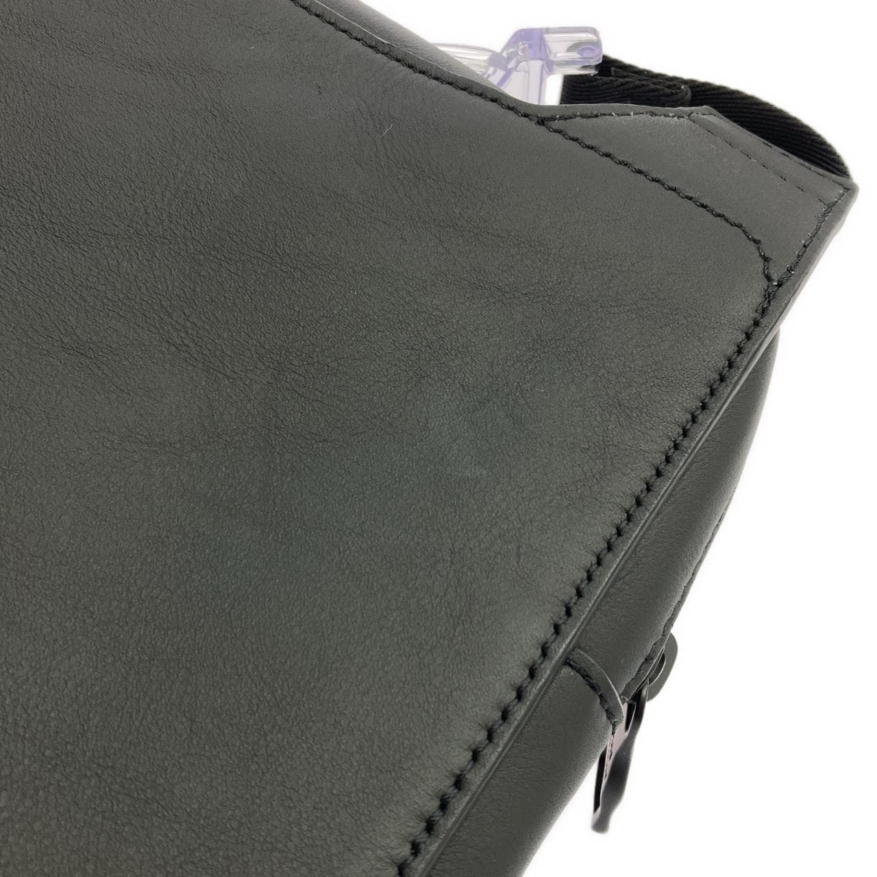 ルイヴィトン LOUIS VUITTON 2054 アシンメトリカル スリングバッグ M68773 ショルダーバッグ