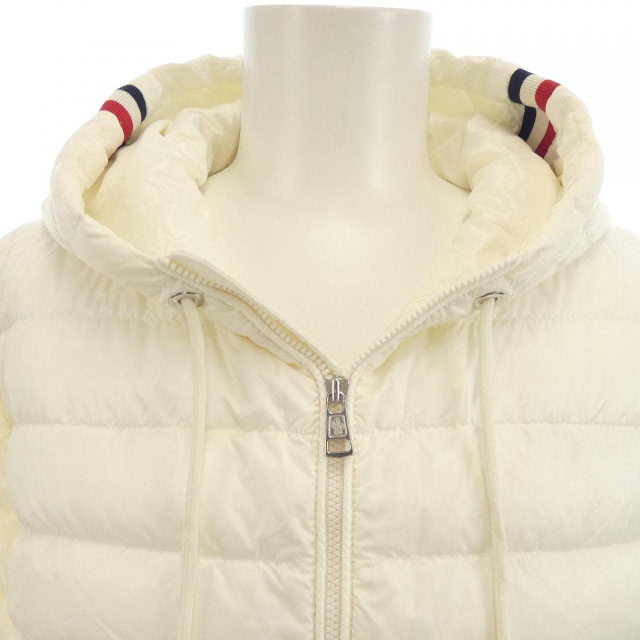 モンクレール MONCLER ダウンジャケット