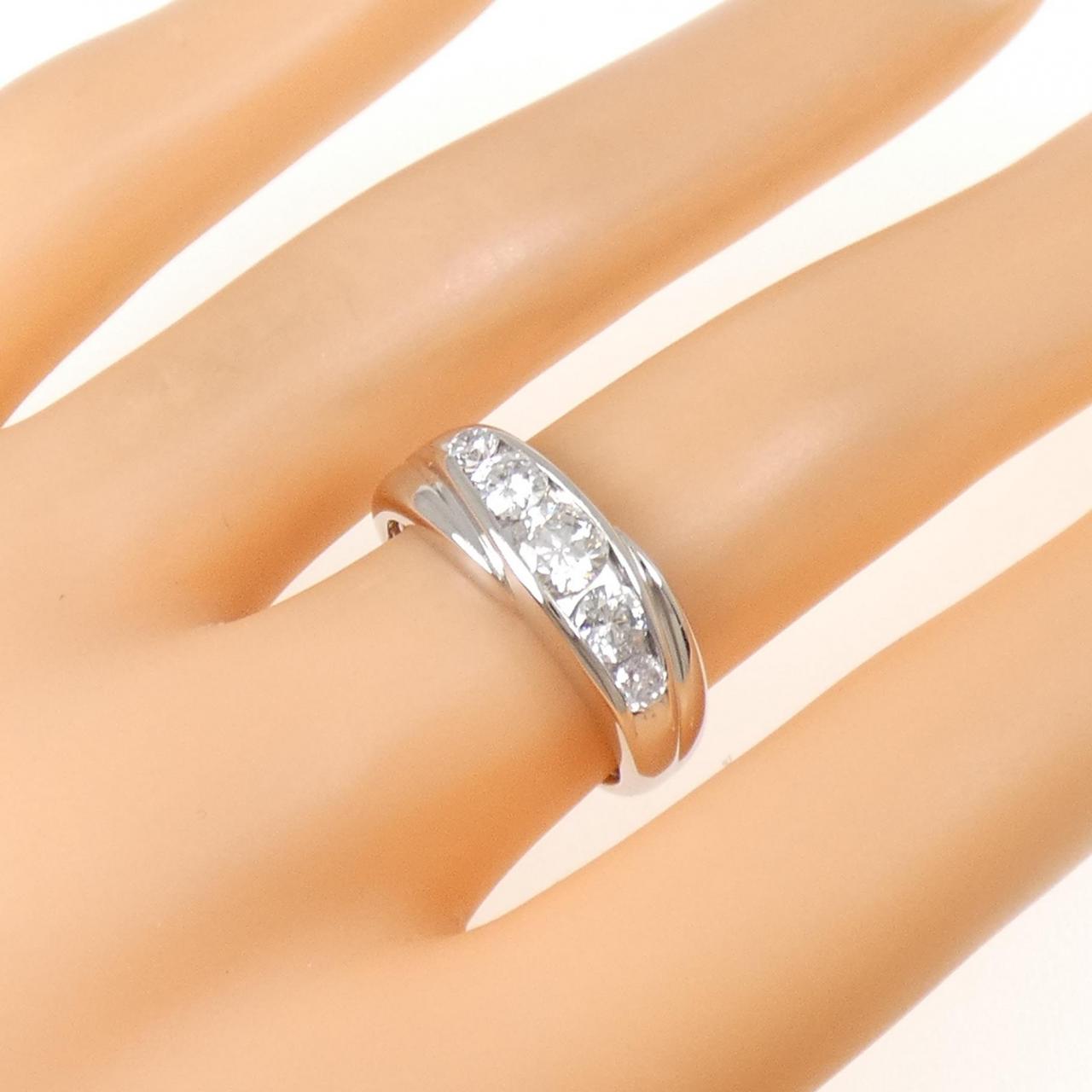 PT900 ダイヤモンド リング 1.01CT