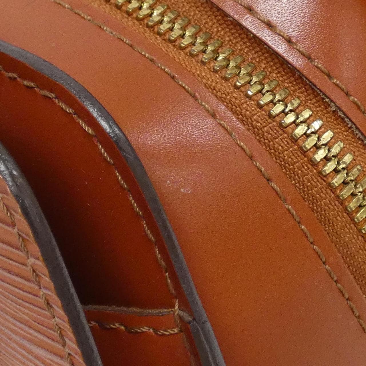 LOUIS VUITTON Epi Pont Neuf M52053 Bag
