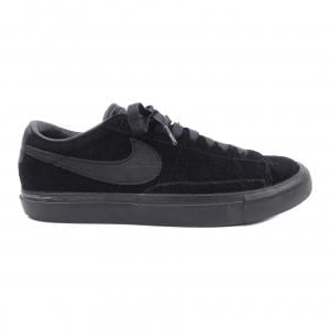 ナイキ NIKE スニーカー