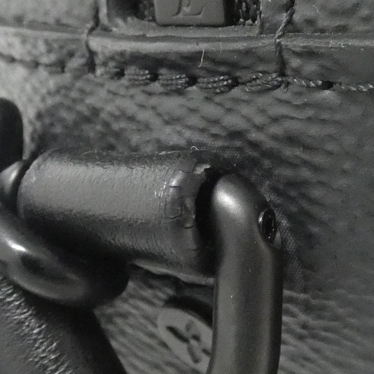 ルイヴィトン モノグラム エクリプス ミニ ソフトトランク M44735 ショルダーバッグ