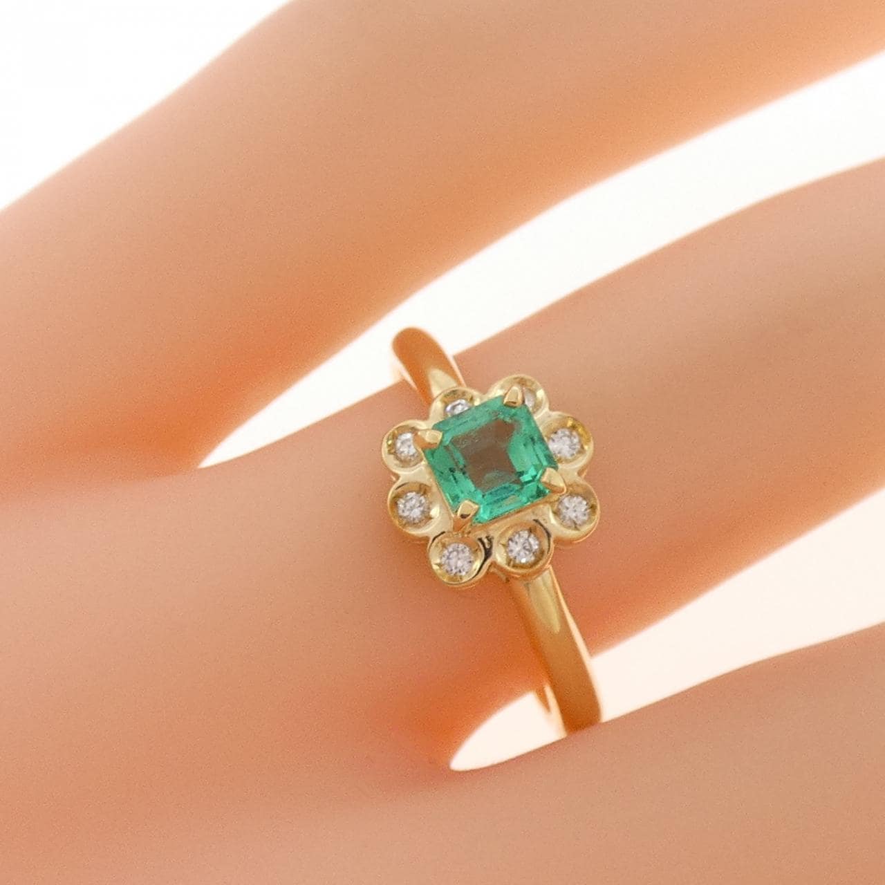 K18YG エメラルド リング 0.37CT
