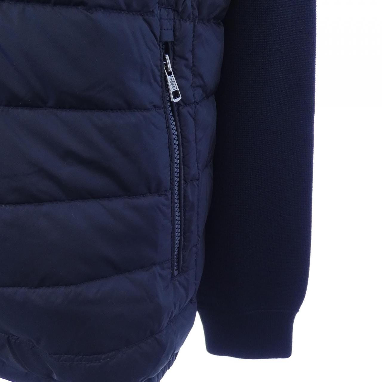 【新品】モンクレール MONCLER K20919B50700 ダウンジャケット