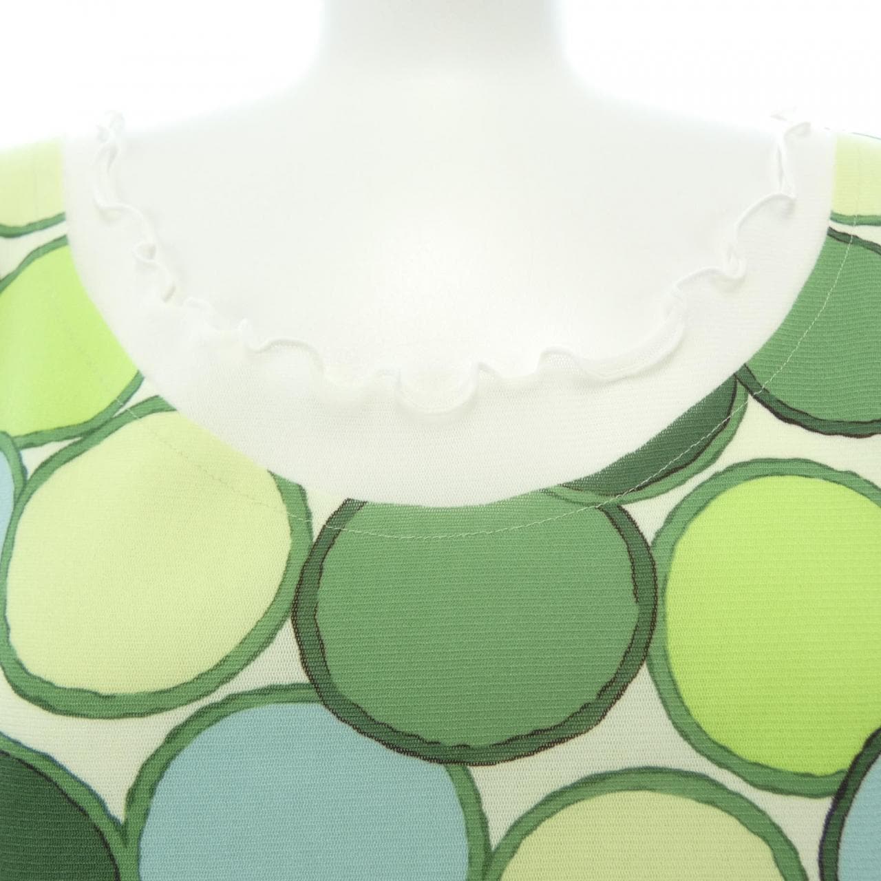 エテルノベレッツァ ETERNO BELLEZZA トップス