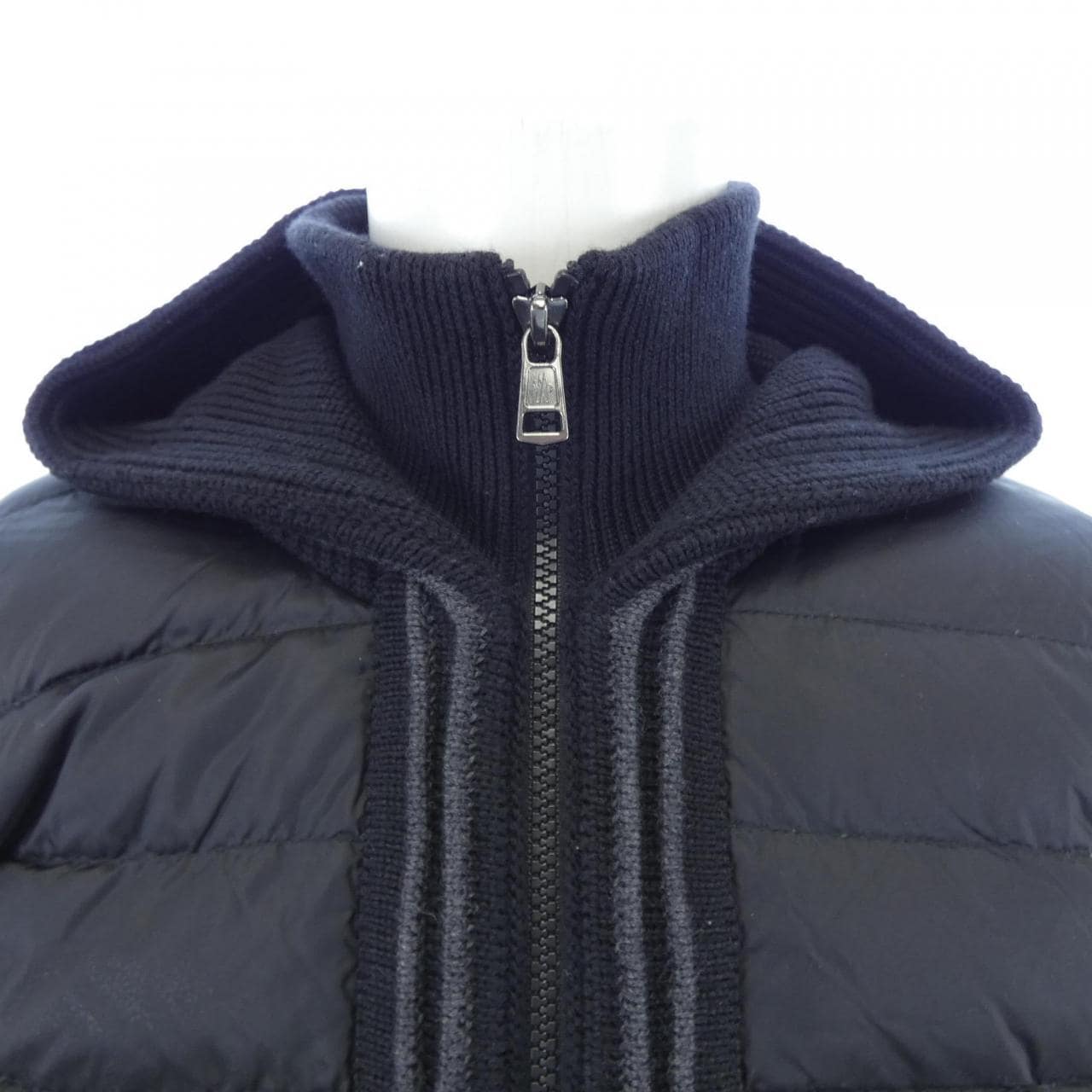 モンクレール MONCLER 20919413700 ダウンジャケット