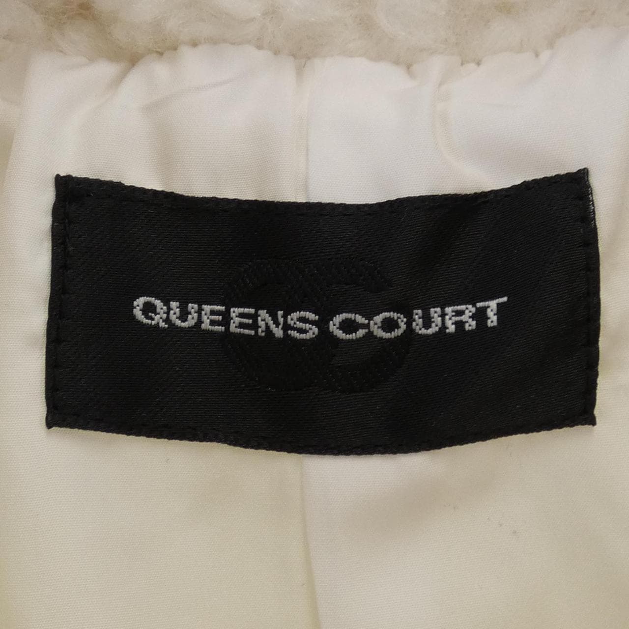 クィーンズコート QUEENS COURT ダウンジャケット