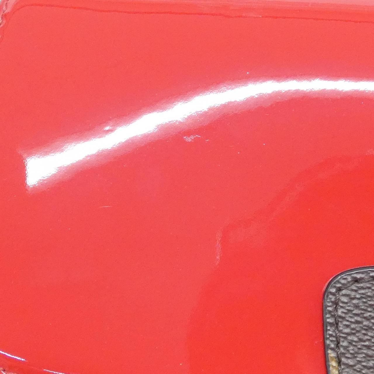 ルイヴィトン モノグラム ヴェルニ ミロワール チェリーウッドBB M52686 ショルダーバッグ