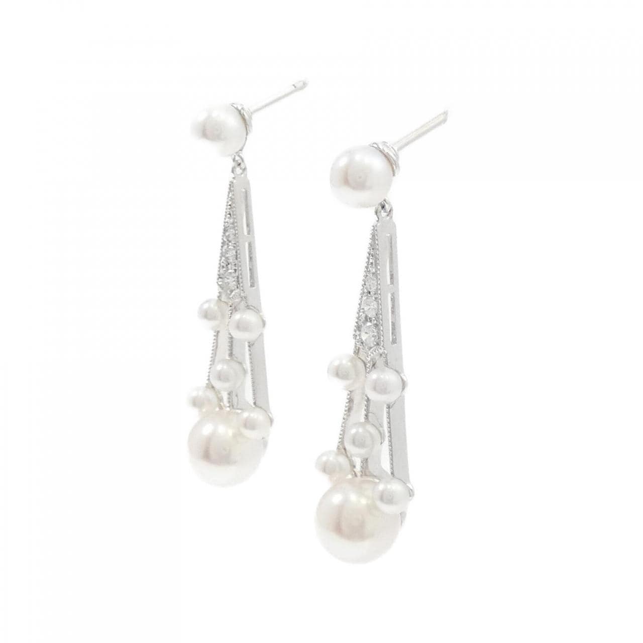 MIKIMOTO akoya pearl earrings