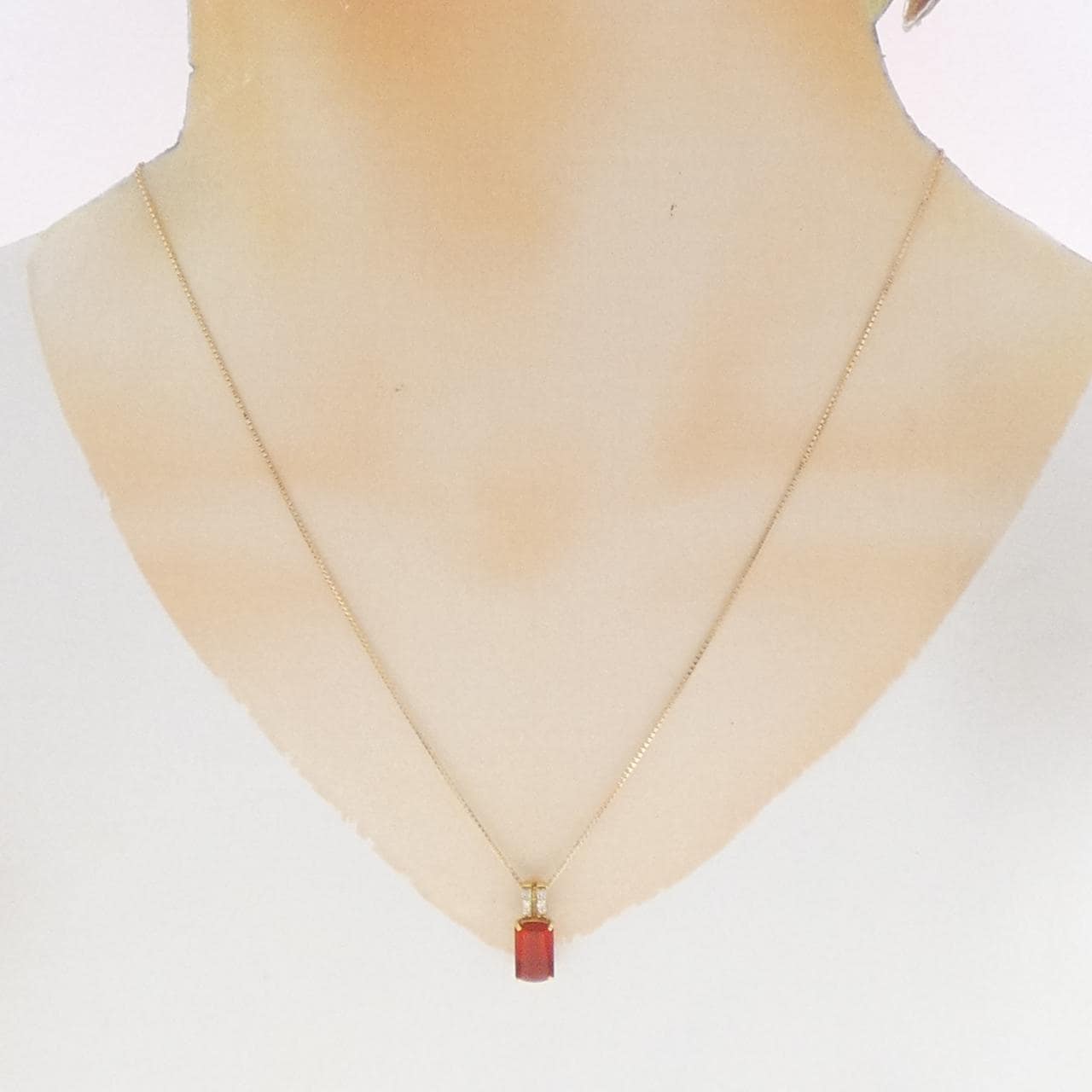 K18YG オパール ネックレス 1.35CT